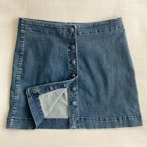 Madewell | Button-Front Denim Mini Skirt | Size 8